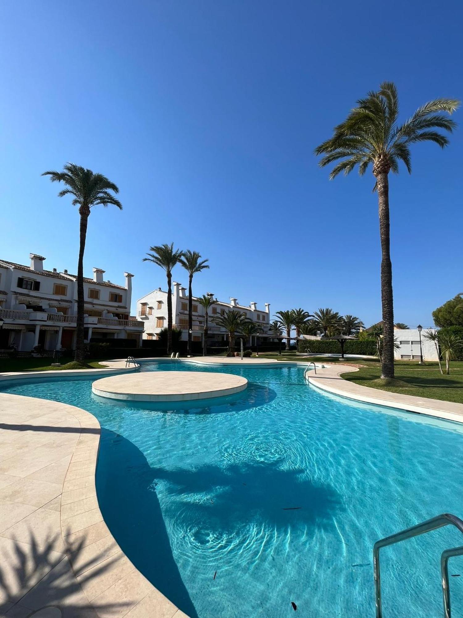 Apartment Atico Con Salida Directa A La Playa -
